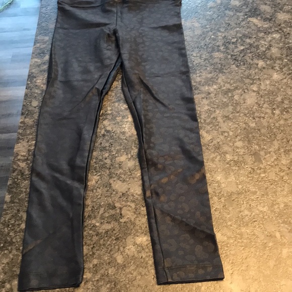 Koral Lustrous High Rise Leggings in Black Leopard BNWT​ - Picture 7 of 9